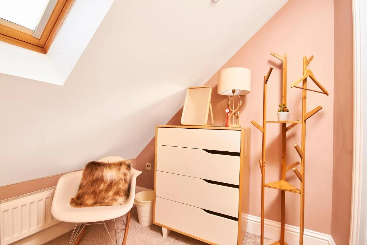 Beautiful Boutique Apartment For Two Newcastle upon Tyne